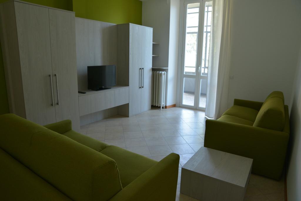 Ferienwohnung Residenza Cece' Lecco Zimmer foto