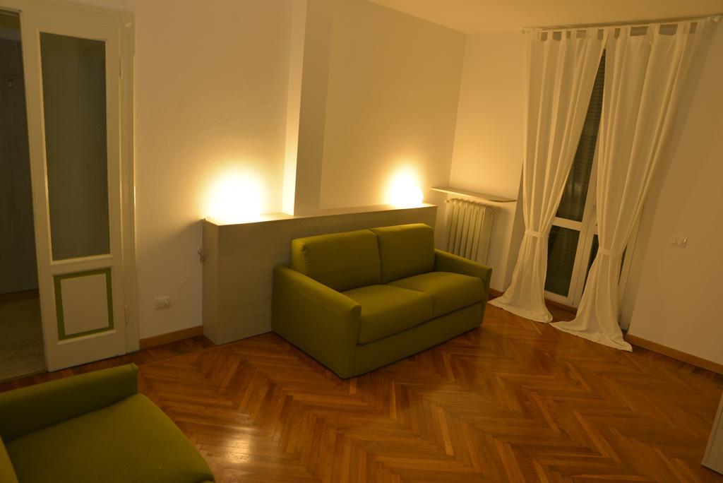 Ferienwohnung Residenza Cece' Lecco Zimmer foto