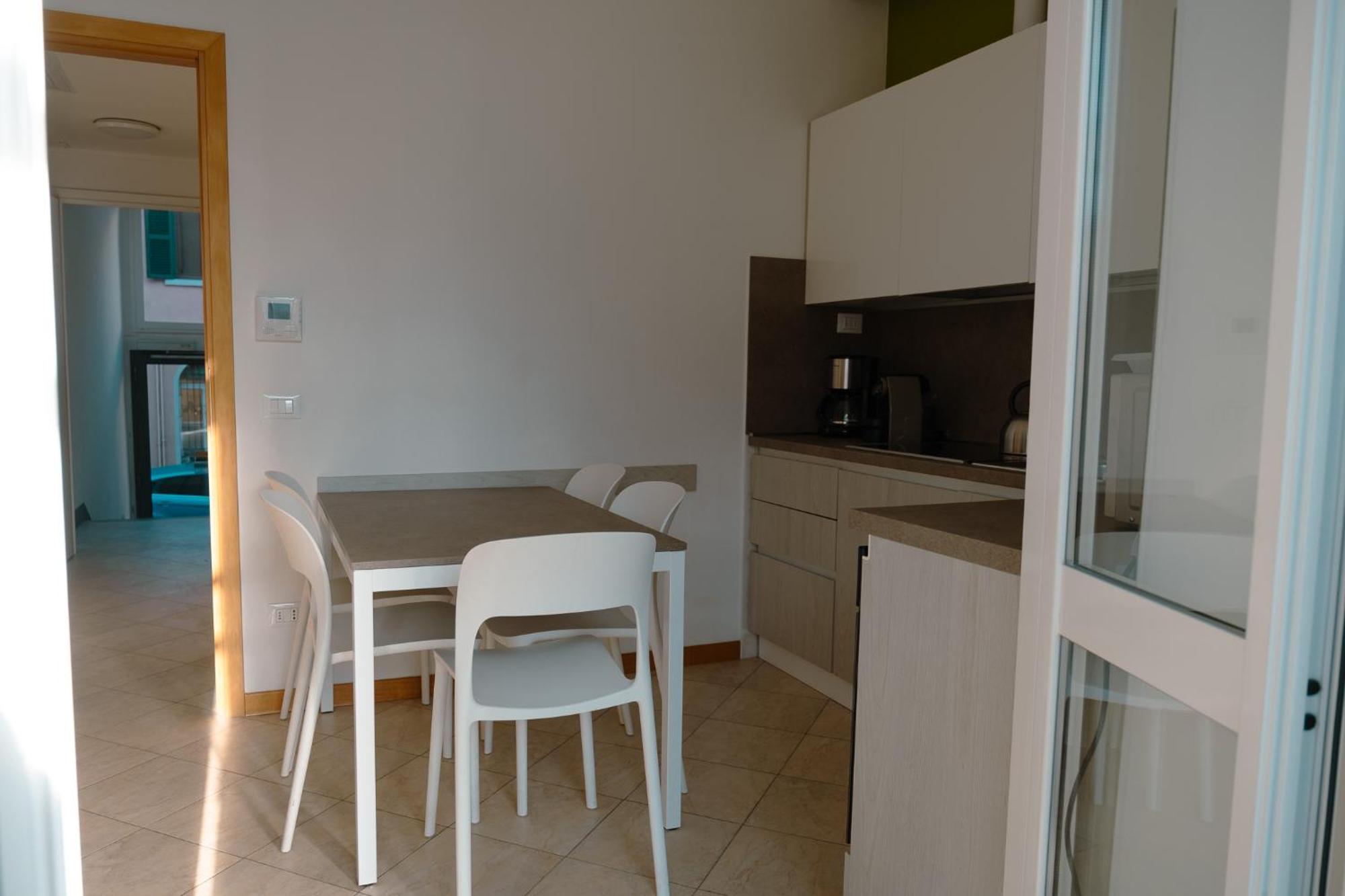 Ferienwohnung Residenza Cece' Lecco Exterior foto