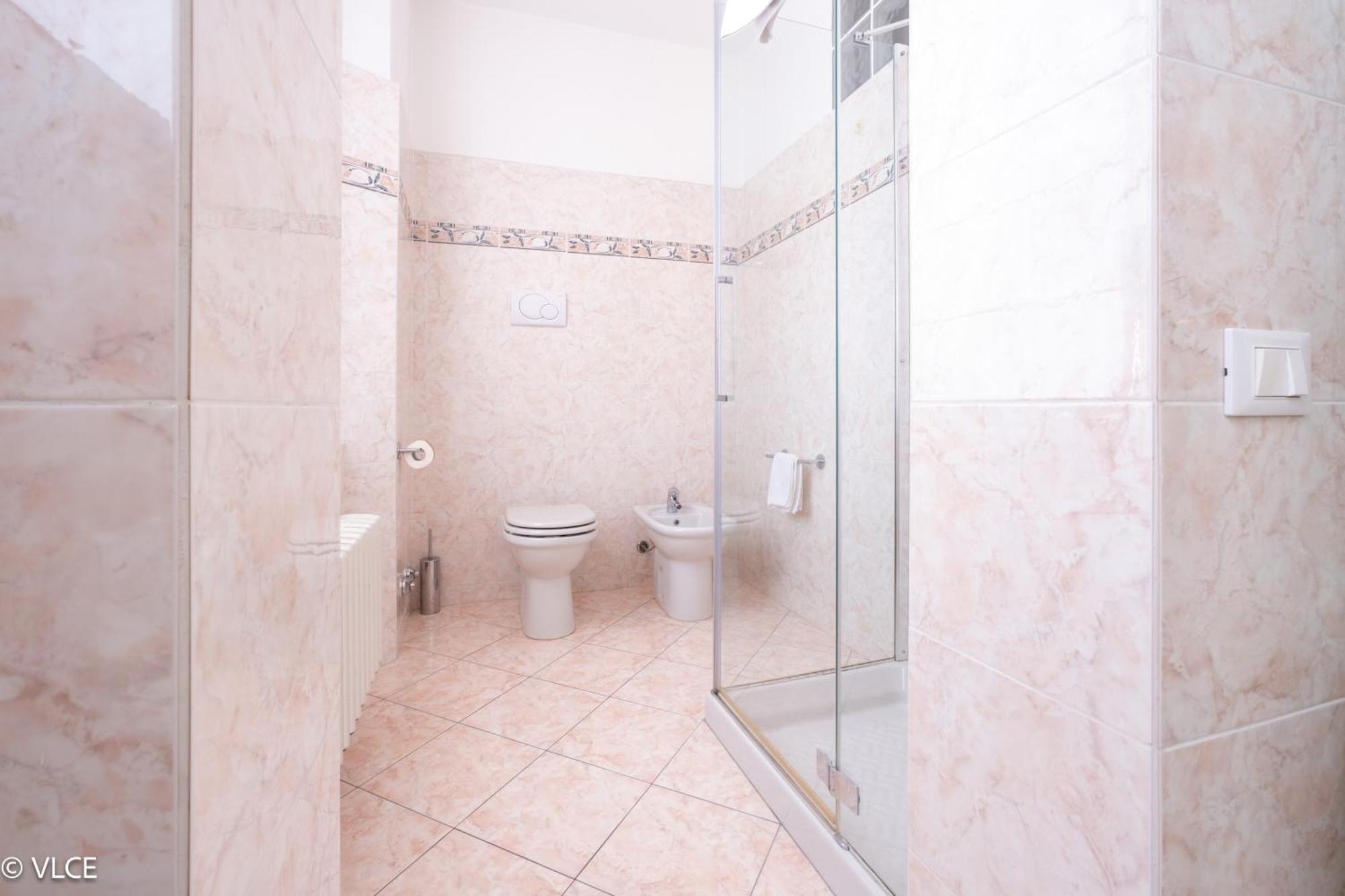 Ferienwohnung Residenza Cece' Lecco Exterior foto
