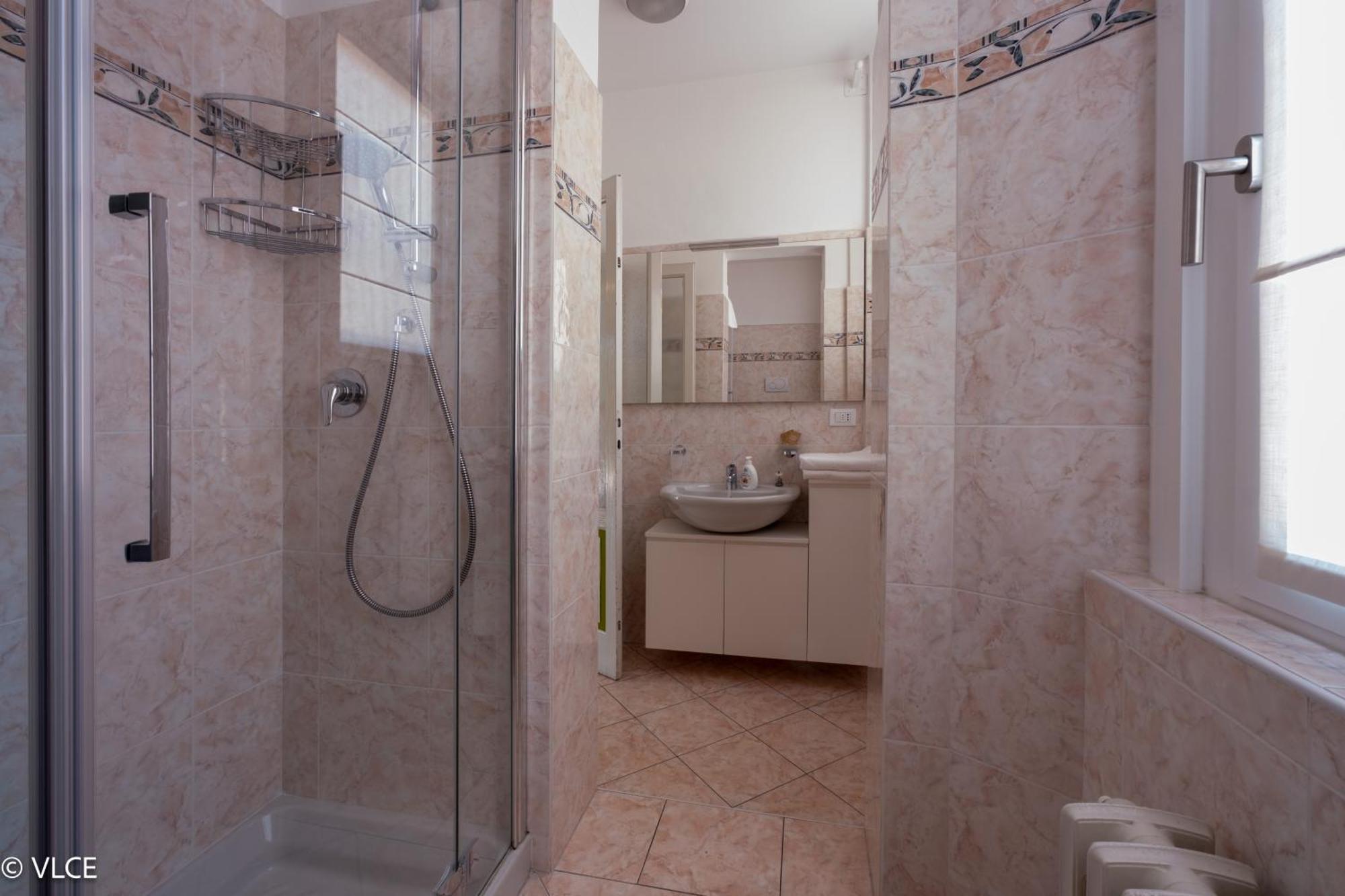 Ferienwohnung Residenza Cece' Lecco Exterior foto